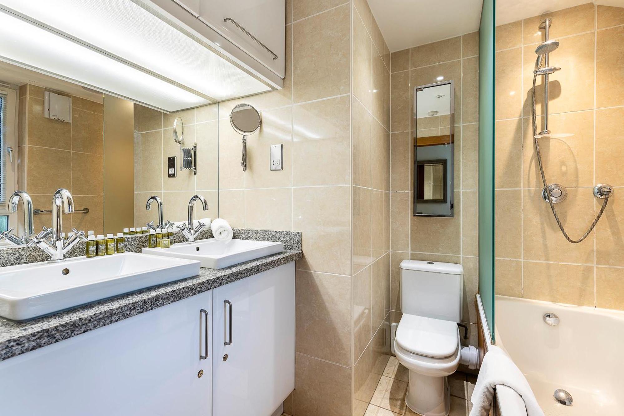 Tower Bridge 2Br Apartment For 6 With Terrace London Luaran gambar